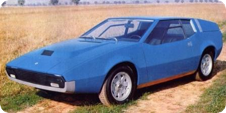 Lancia Fulvia stratos side.jpg